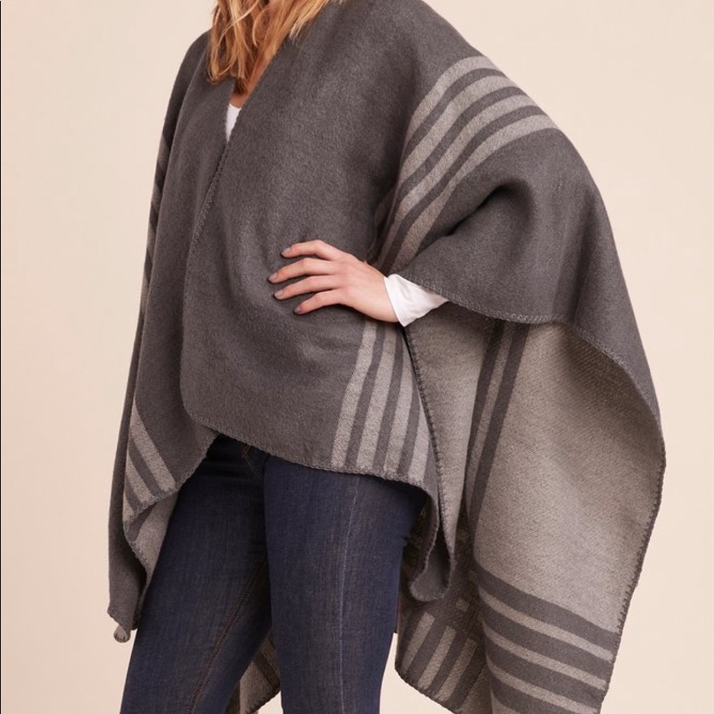 Bb Dakota poncho